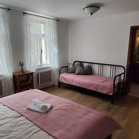 Penzion U Krizku Mala Moravka Ngoại thất bức ảnh